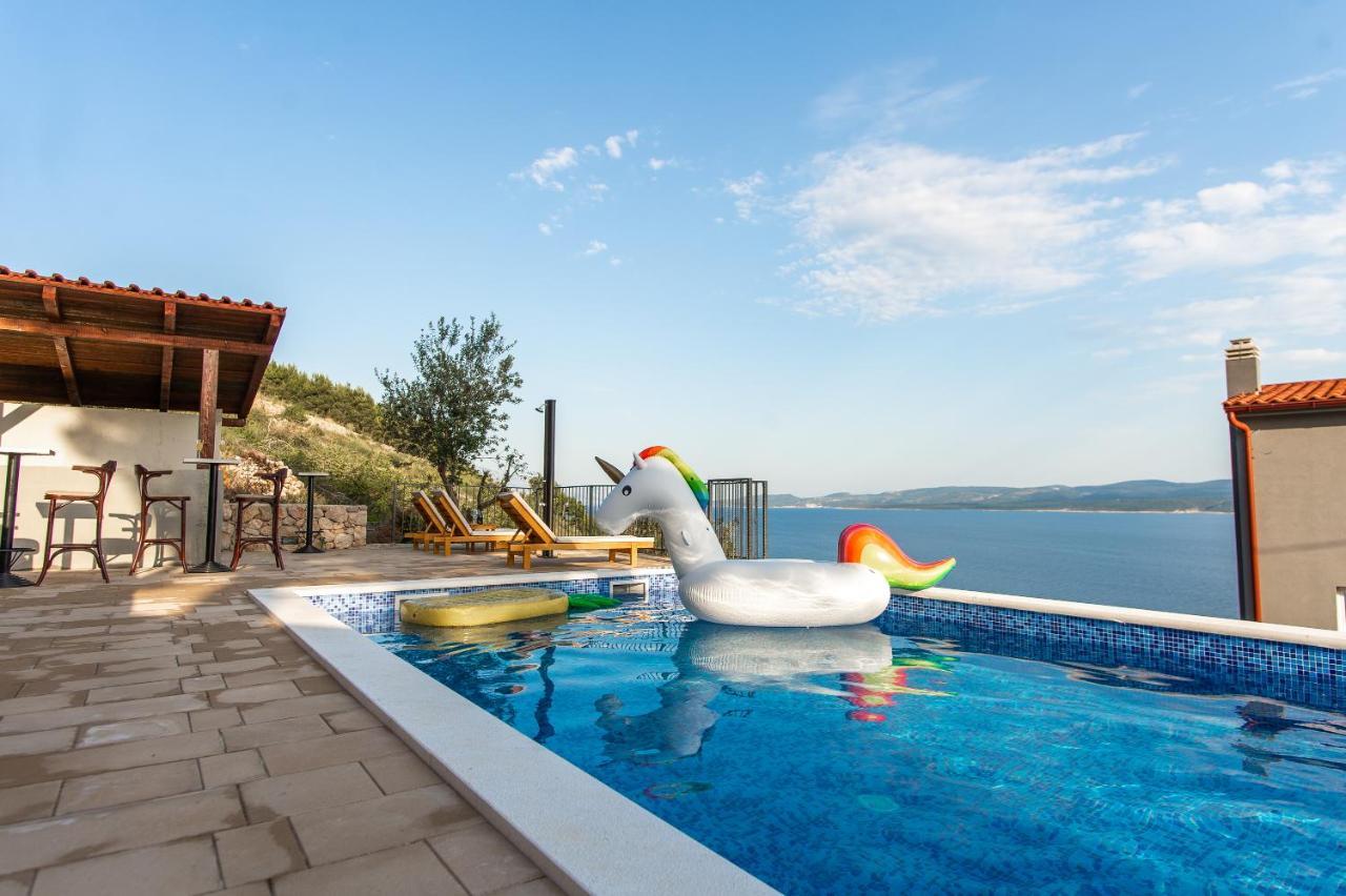 Exclusive Villa Almissa With Swimming Pool And Sea View Lokva Rogoznica Eksteriør billede