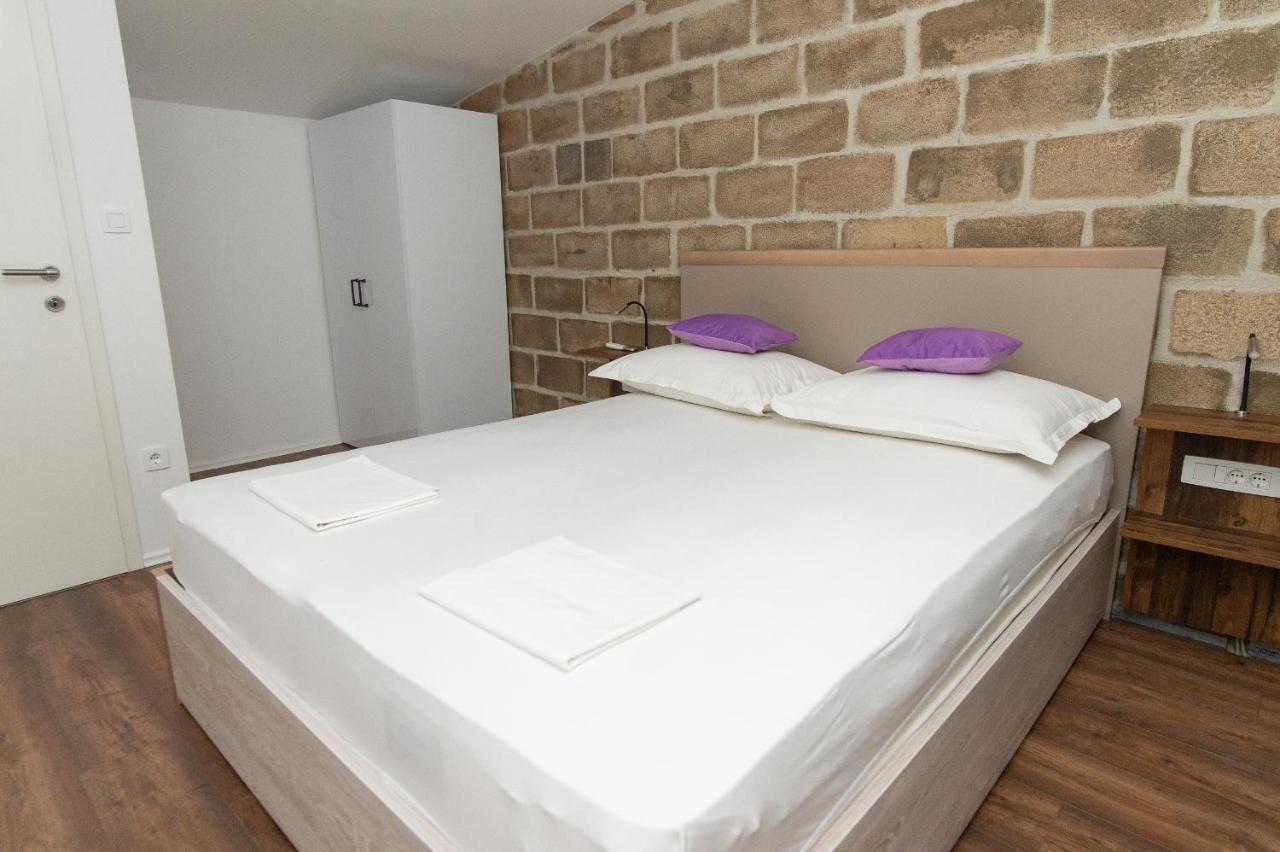 Exclusive Villa Almissa With Swimming Pool And Sea View Lokva Rogoznica Eksteriør billede