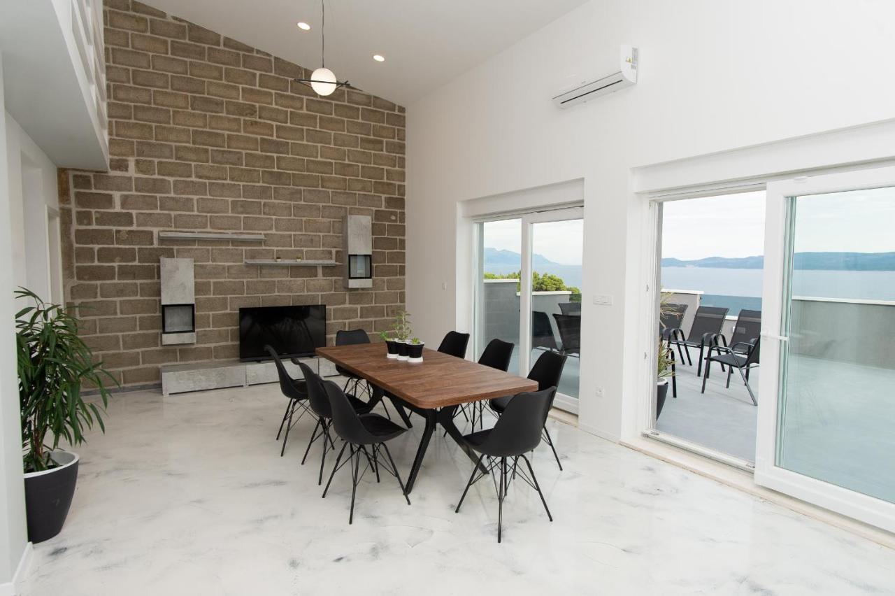 Exclusive Villa Almissa With Swimming Pool And Sea View Lokva Rogoznica Eksteriør billede
