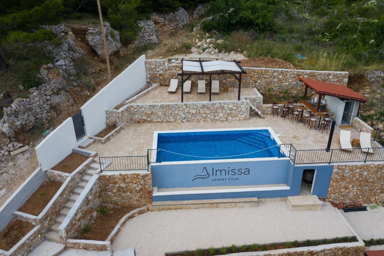 Exclusive Villa Almissa With Swimming Pool And Sea View Lokva Rogoznica Eksteriør billede