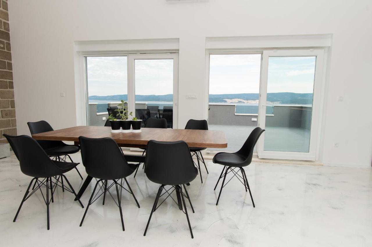 Exclusive Villa Almissa With Swimming Pool And Sea View Lokva Rogoznica Eksteriør billede