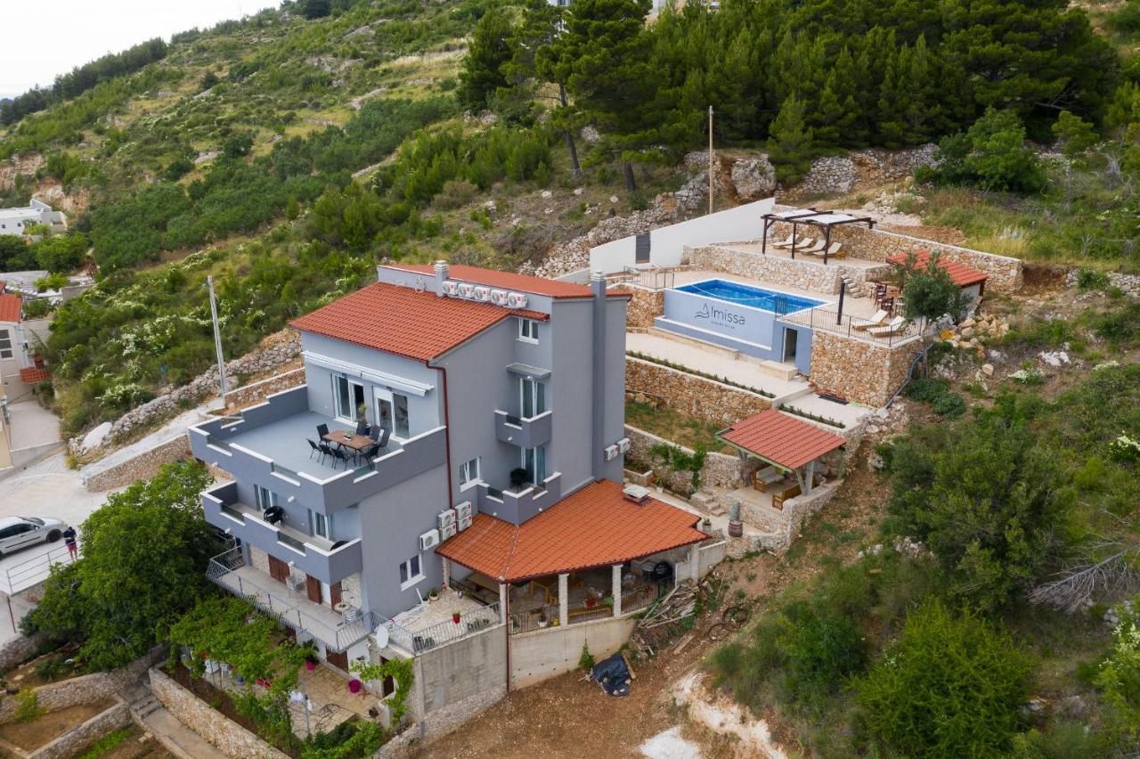 Exclusive Villa Almissa With Swimming Pool And Sea View Lokva Rogoznica Eksteriør billede